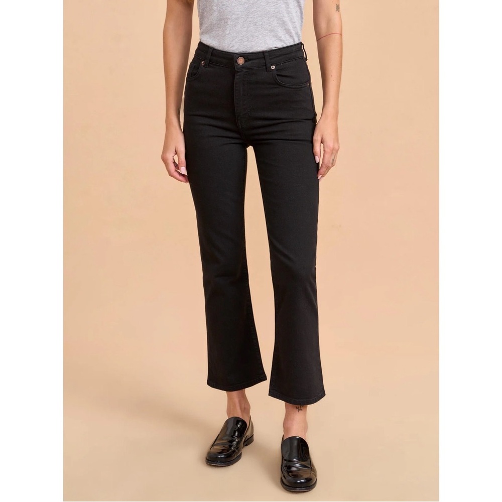 La Ligne Meredith High-Rise Cropped Flare Jean in Wolf Black